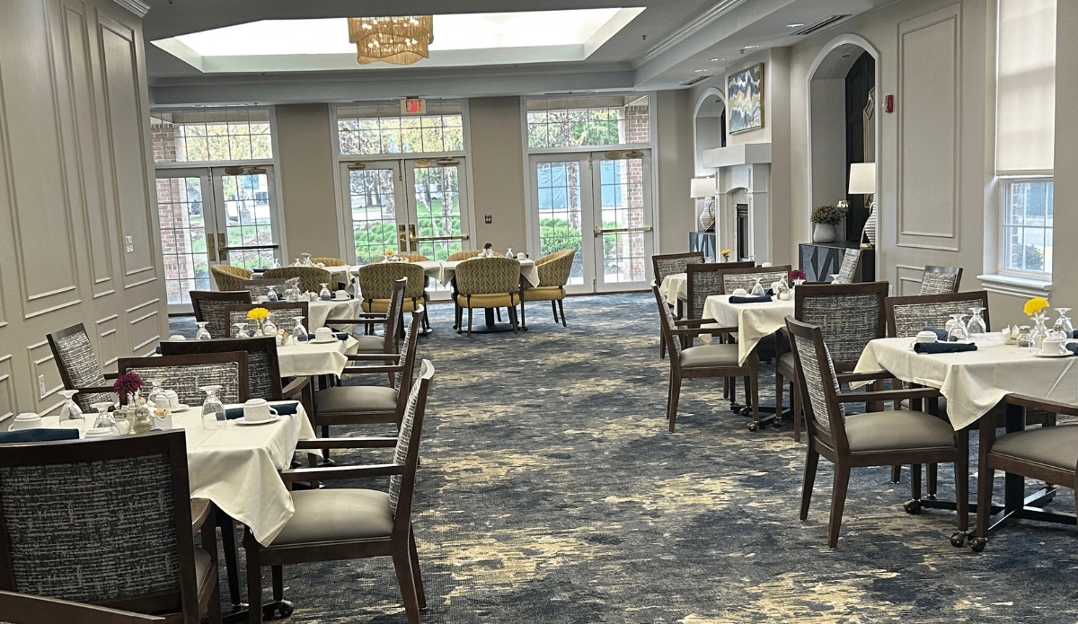 Dining Area with a lot of tables